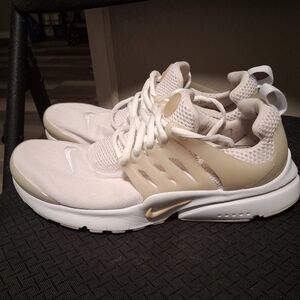 Nike Men's White and Tan Sneakers